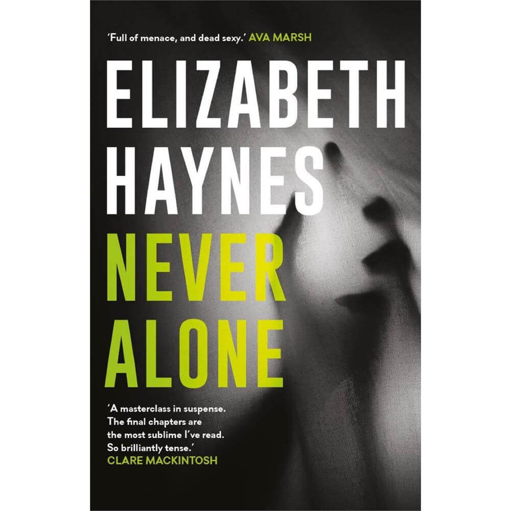 Never Alone By Elizabeth Haynes (Paperback)